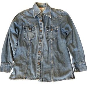 Levi’s Vintage wingtip collar, orange label men’s, women’s size large.